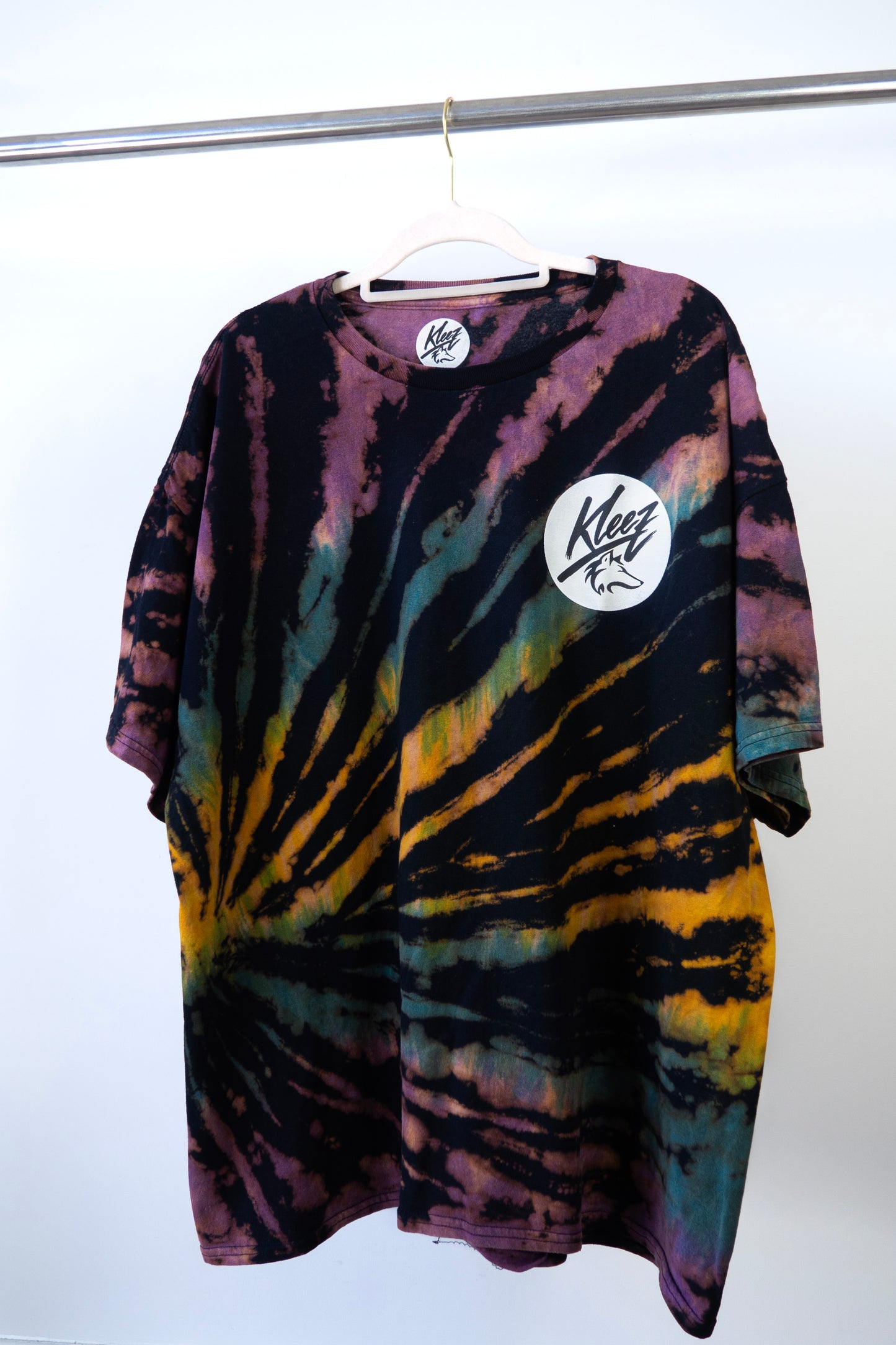 COLORFUL Bleached T-shirt